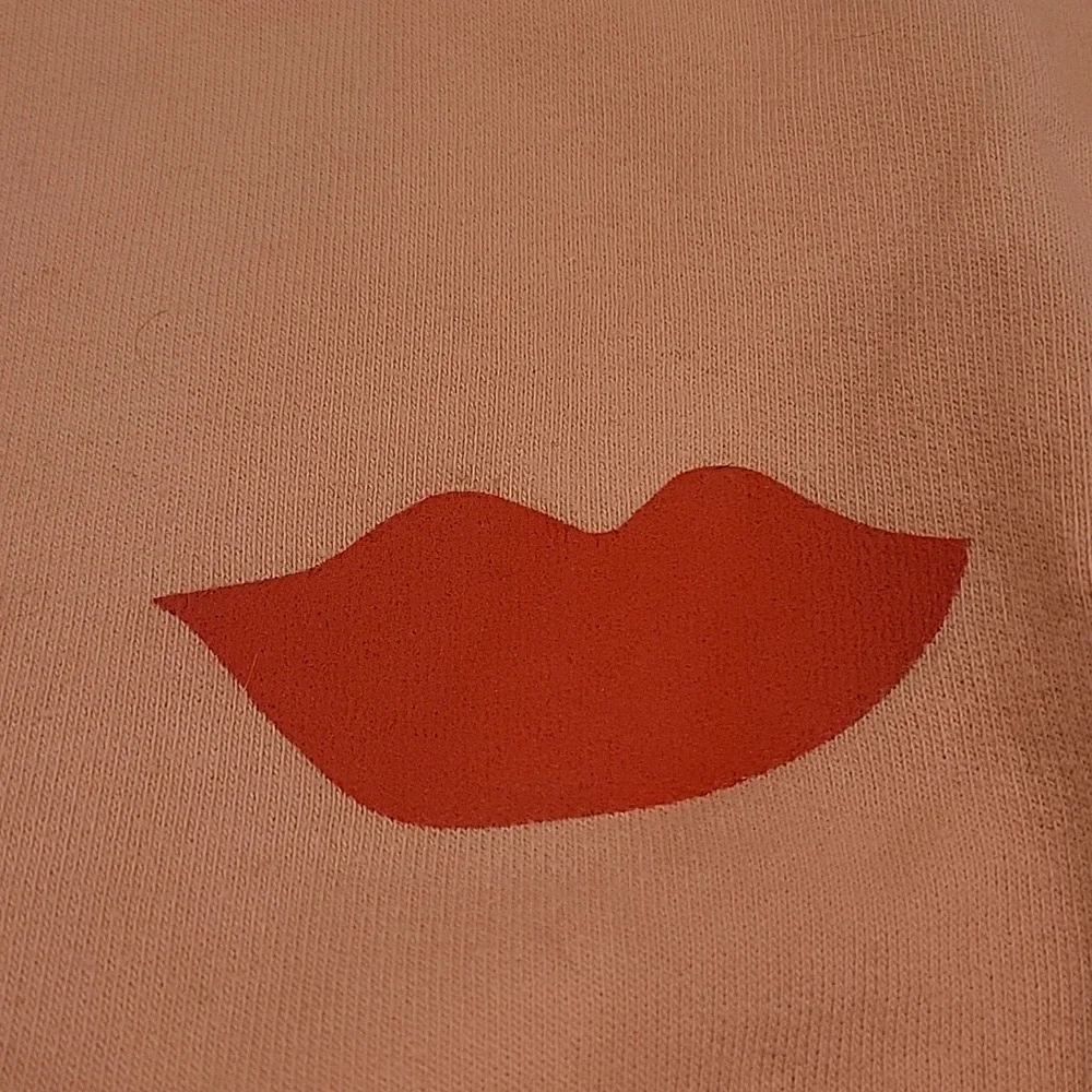 Clare V Lips Sweatshirt - Picture 5 of 11